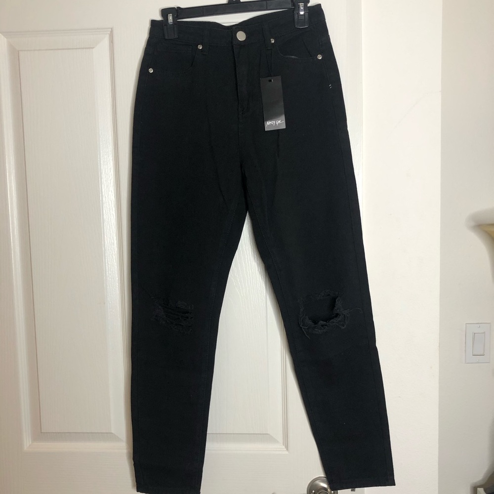 Black distressed mom jeans